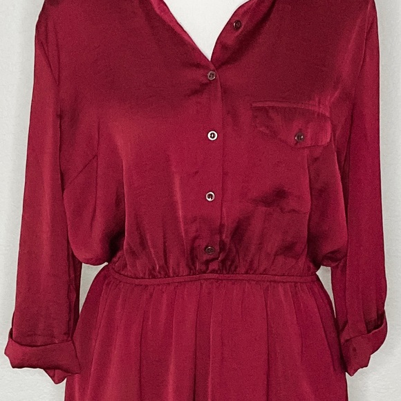 NWOT Forever 21 red 3/4 sleeve button down dress - Picture 5 of 6